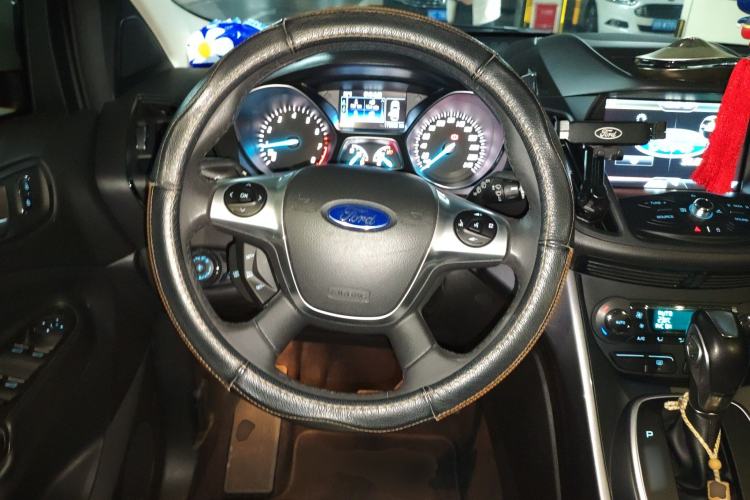 Used Ford Kuga 2015 2.0L GTDi Four-Wheel Drive Elite Model
