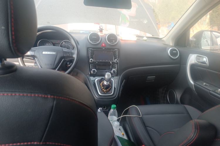 Used Haval H6 2016 Upgraded Model 1.5T Manual Two-Wheel Drive Urban Version