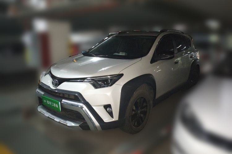 Used Toyota RAV4 2019 2.0L CVT Two-Wheel Drive Fashion X Limited Edition China V Standard