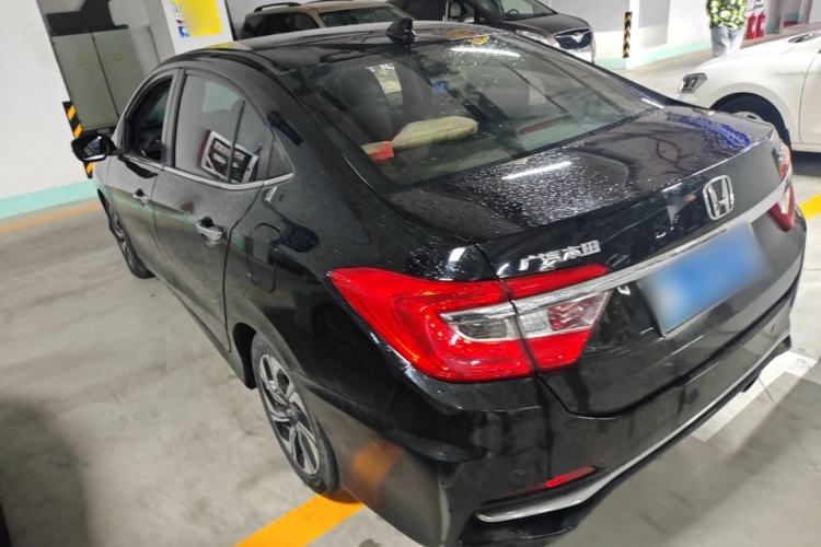 Used Honda Crider 2016 1.8L CVT Luxury Edition
