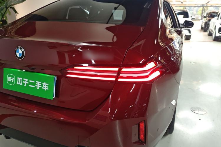 Used BMW 5 Series 2024 530Li Luxury Edition M Sport Package
