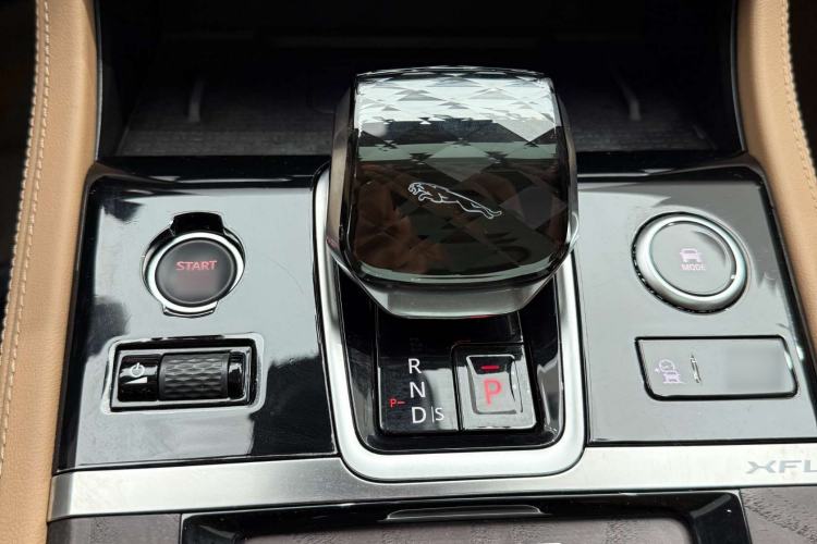 Used Jaguar XFL 2024 2.0T P250 Two-Wheel Drive Prestige Luxury Edition