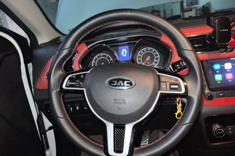 Used JAC Group Refine S2 2015 1.5L Manual Luxury Smart Model
