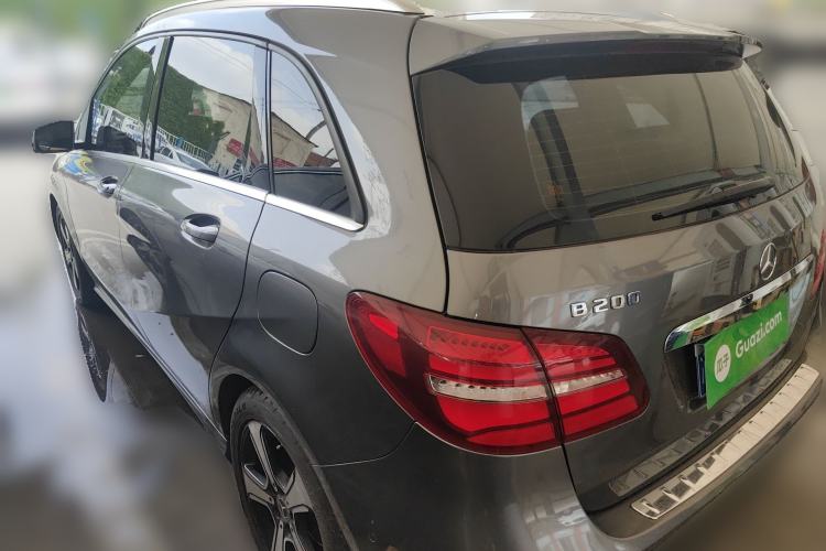 Used Mercedes-Benz B-Class 2017 B 200 Fashion Model Rear Left 45 Deg