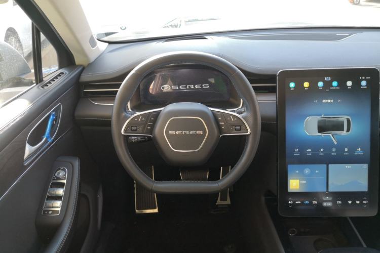 Used SERES SF5 2021 Four-Wheel Drive Freedom Expedition Edition
