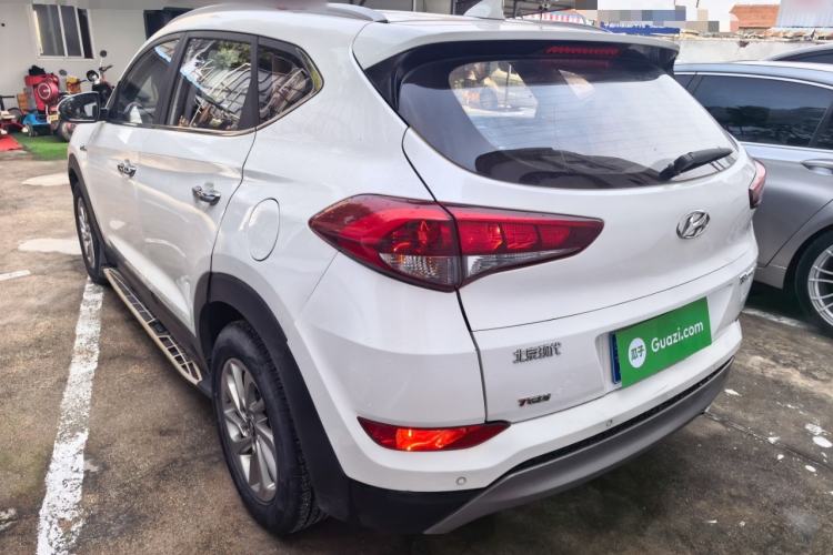 Used Hyundai Tucson 2015 1.6T Dual-Clutch Two-Wheel-Drive Smart Model Rear Left 45 Deg