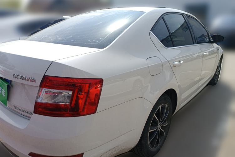 Used Skoda Octavia 2017 1.6L Automatic Smart Drive Edition