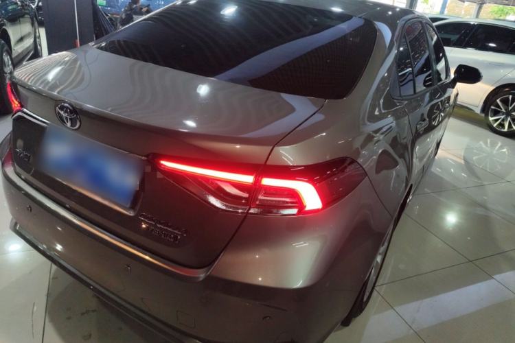 Used Toyota Corolla 2021 Dual-Motor 1.8L E-CVT Elite Edition