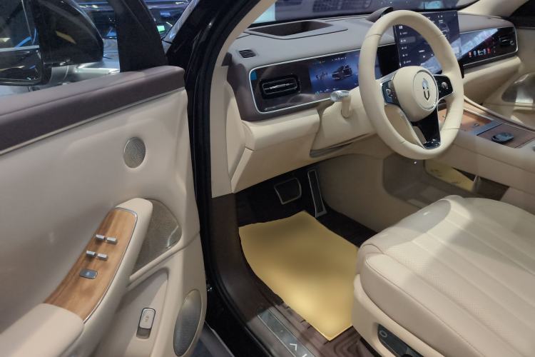 Used Hima AITO M7 2026 Model Range-Extending Max All-Wheel Drive 6-Seater Version
