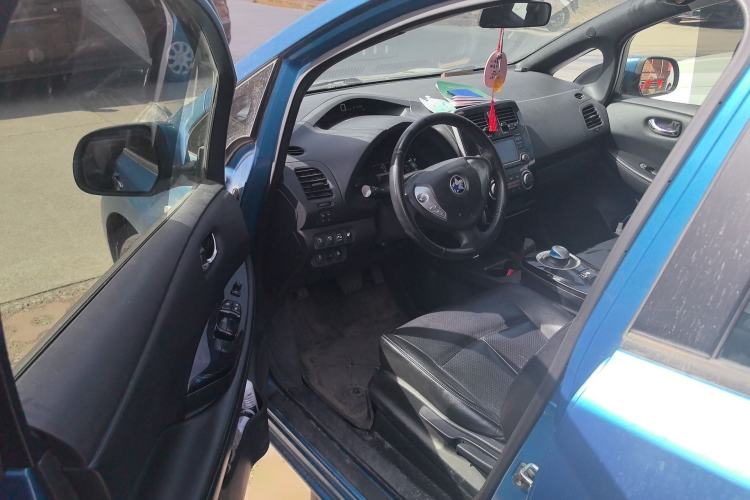 Used Venucia Leaf 2014 Navigation Version 6.6 KW