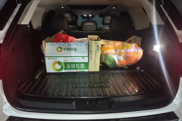 Used Ford Explorer 2024 2.3T EcoBoost Four-Wheel Drive Titanium Edition 7 Seats Trunk