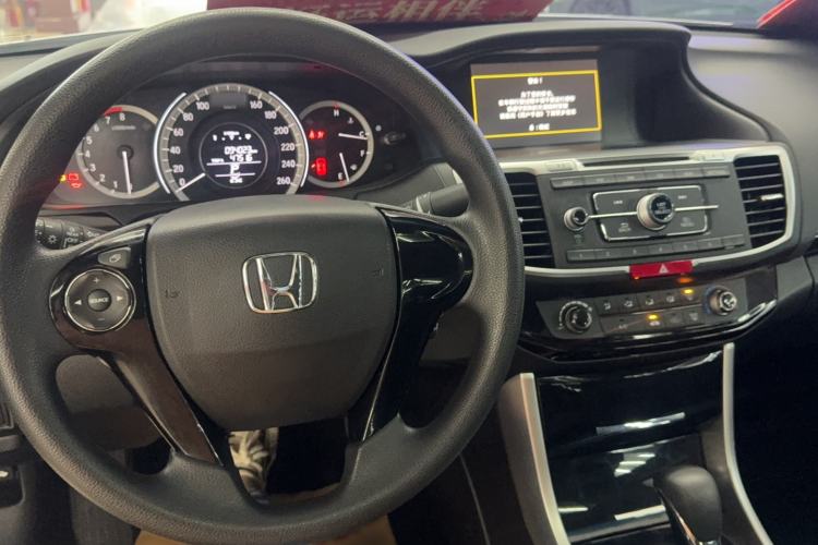Used Honda Accord 2016 2.0L Comfort Edition
