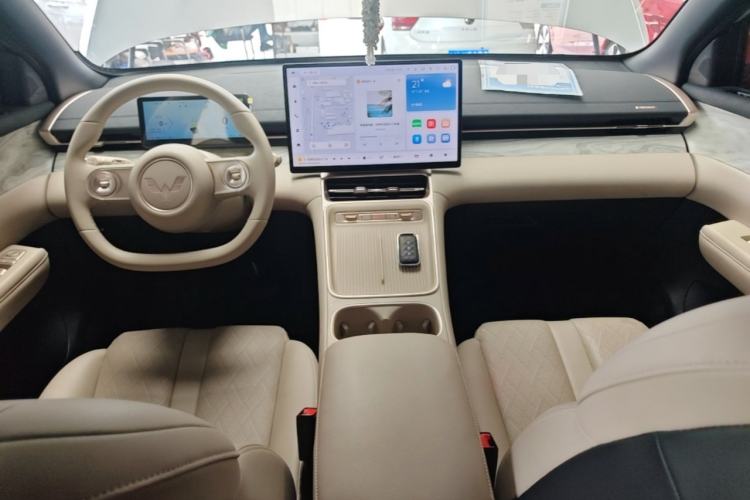 Used Wuling Xingguang S 2024 130 km Flagship Version Center Console