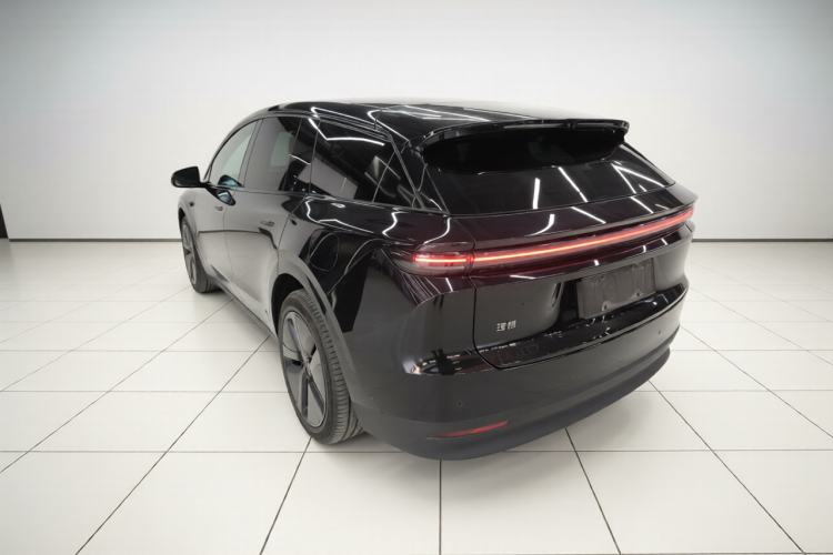 Used Li Auto i6 2025 Model Two-Wheel-Drive Standard Type
