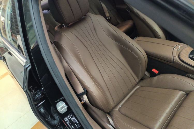 Used Mercedes-Benz E-Class 2022 Updated E 260 L
