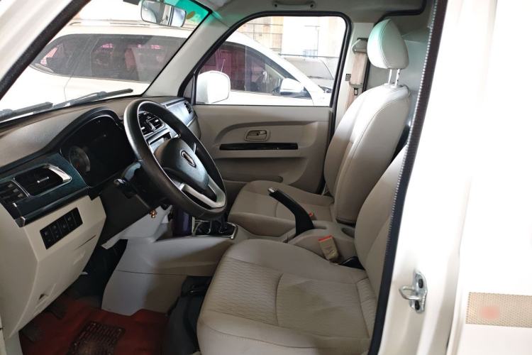 Used Jinbei New Hiace S 2023 1.5L Wealth Edition Van 2/5-Seater Non-Air-Conditioned Version SWC15M
