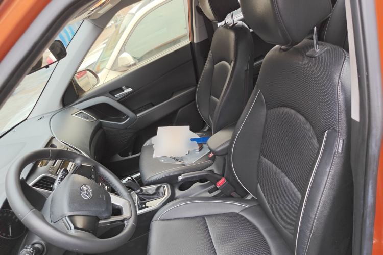 Used Hyundai ix25 2015 1.6L Automatic Two-Wheel Drive Smart GLS Trim Left Front Seat