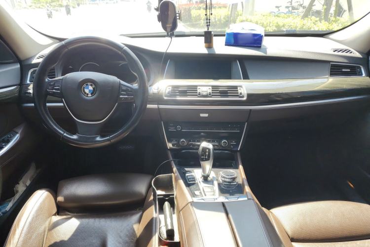 Used BMW 5 Series GT 2014 528i Luxury Edition
