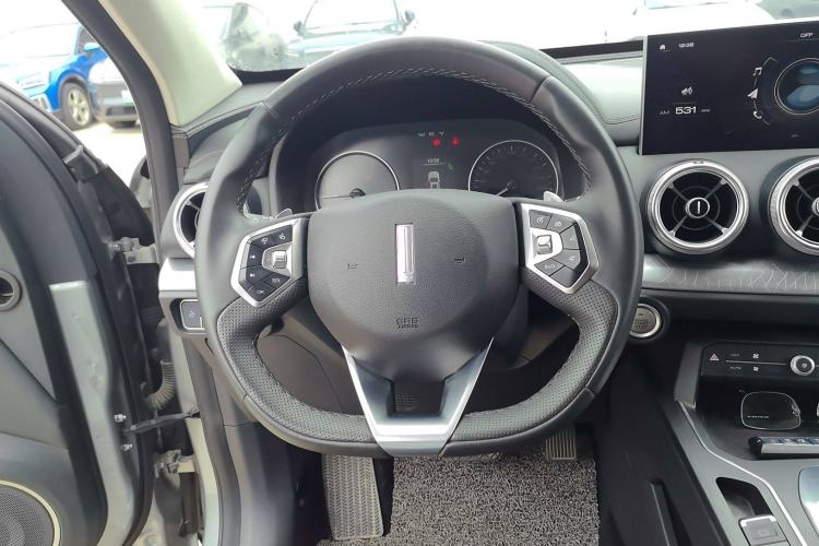 Used Wey VV5 2020 1.5T Two-Wheel Drive Color Pioneer
