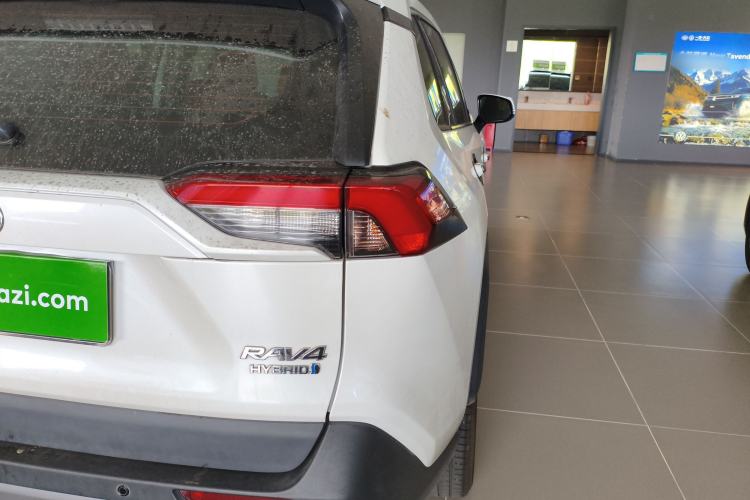 Used Toyota RAV4 2021 Dual-Engine 2.5L E-CVT Two-Wheel Drive Elite Edition