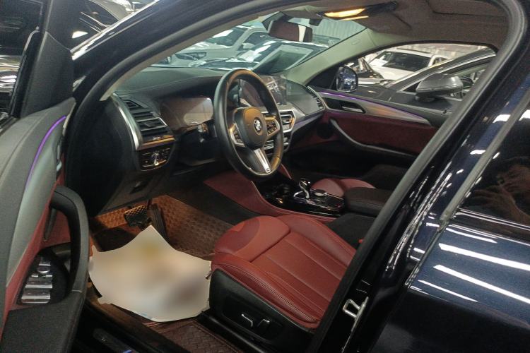 Used BMW X4 2022 xDrive 25i M Sport Package Driver Seat