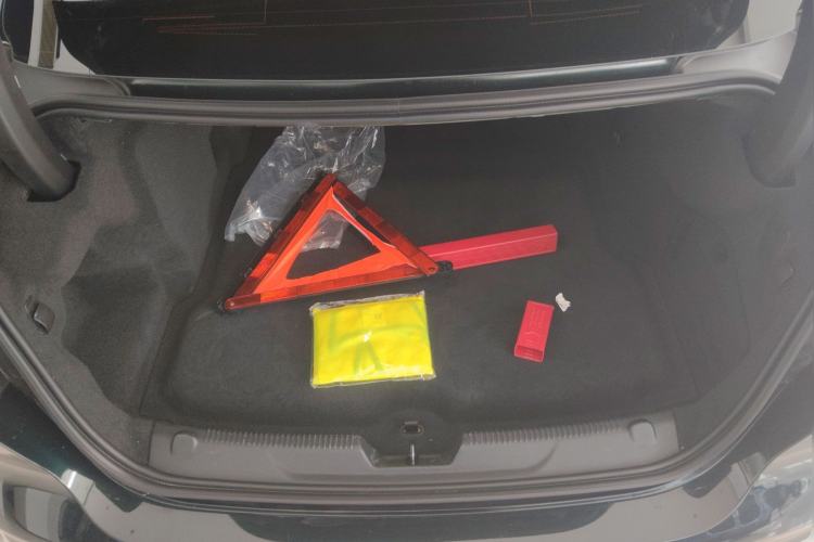 Used Jaguar XEL 2024 2.0T 250 PS R-DYNAMIC S Advanced Sport Edition Trunk