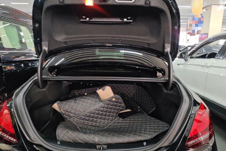 Used Mercedes-Benz C-Class 2019 Restyled C 260 L Sport Edition Trunk