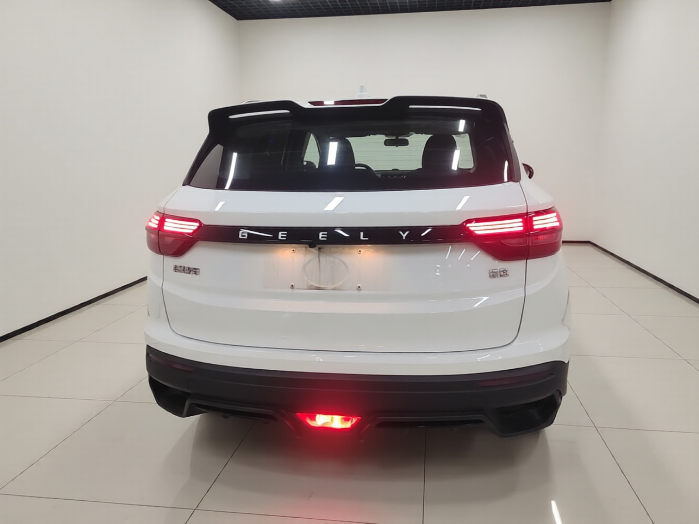 Geely Auto Coolray 2025 1.5L CVT Super Edition — снимка 5