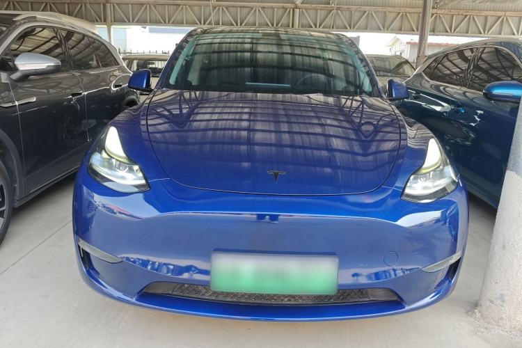 Used Tesla Model Y 2021 Long-Range All-Wheel-Drive Version