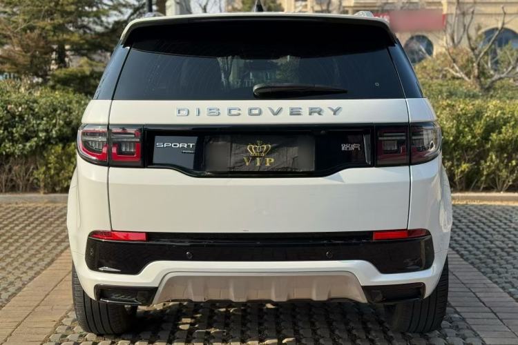 Used Land Rover Discovery Sport 2022 249 PS Metropolitan Edition 5 Seats Exterior 3