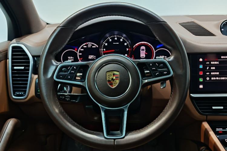 Used Porsche Cayenne 2023 Cayenne 3.0T Interior 3