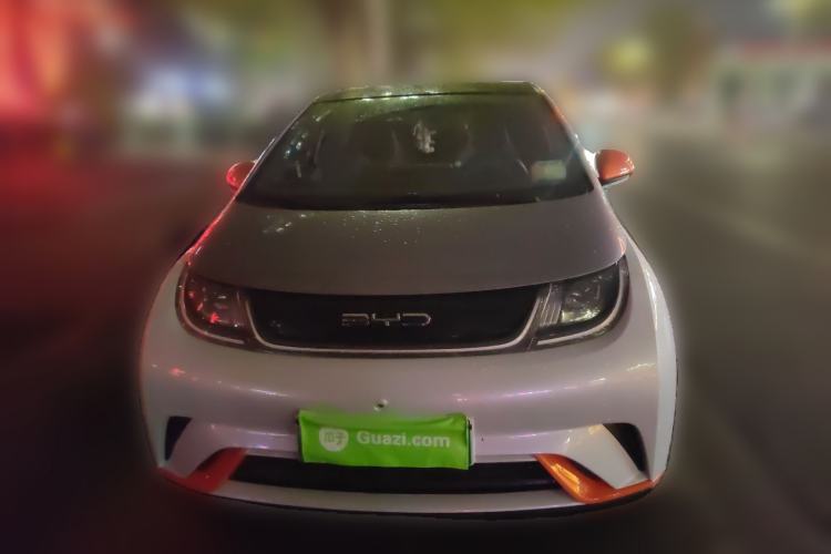 Used BYD Dolphin 2021 405 km Fashion Edition Front