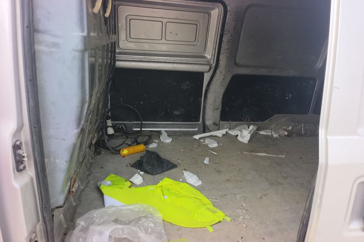 Used Wuling EV50 2021 Van Logistics Vehicle - Huishitong Ningde 41.86 kWh Inovance 2nd-Generation Electric Control System
