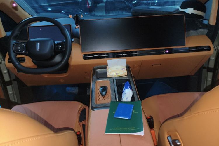 Used Wey Gaoshan 2025 Four-Wheel Drive Alpine 8
