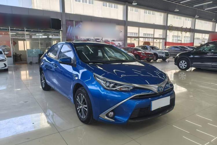 Used Toyota Levin 2016 Dual-Engine 1.8H GS E-CVT Elite Model with Sunroof