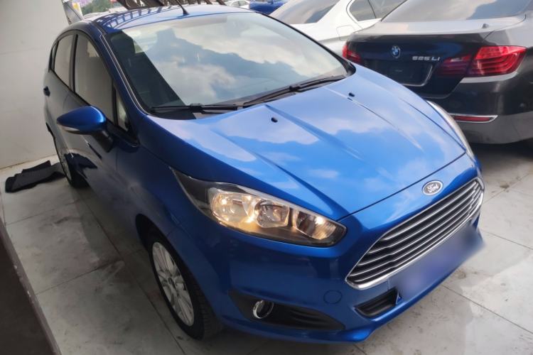 Used Ford Fiesta 2013 Hatchback 1.5L Automatic Fashion Edition
