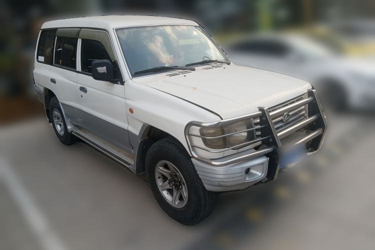 Used Leopaard Heijingang 2013 2.2L Manual 4x4 Standard Edition Front Right 45 Deg