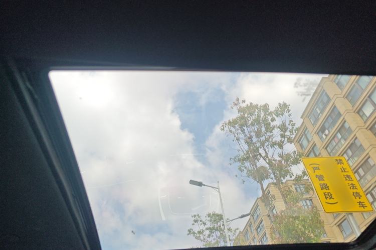 Used Lincoln MKX 2015 2.0T Two-Wheel Drive Deluxe Edition