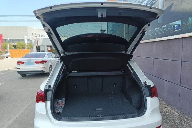 Used Audi Q3 2022 35 TFSI Fashion Dynamic Model
