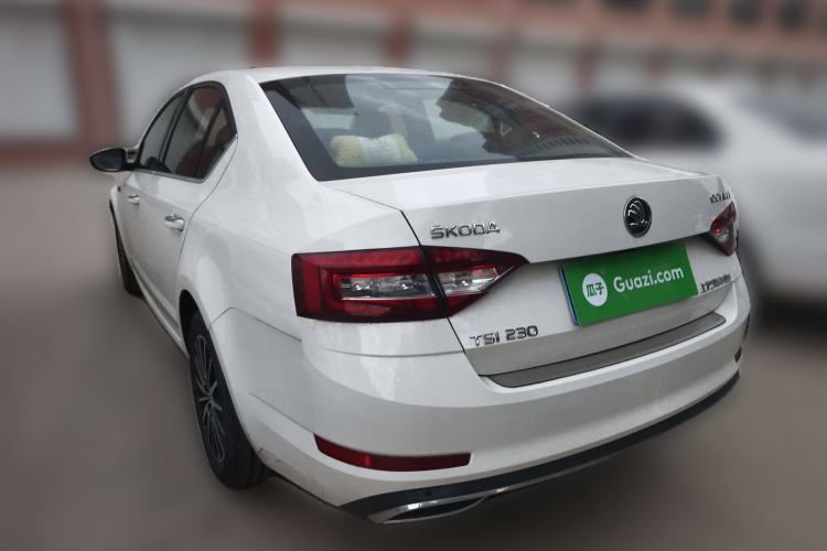 Used Skoda Octavia 2018 TSI230 DSG Luxury Edition