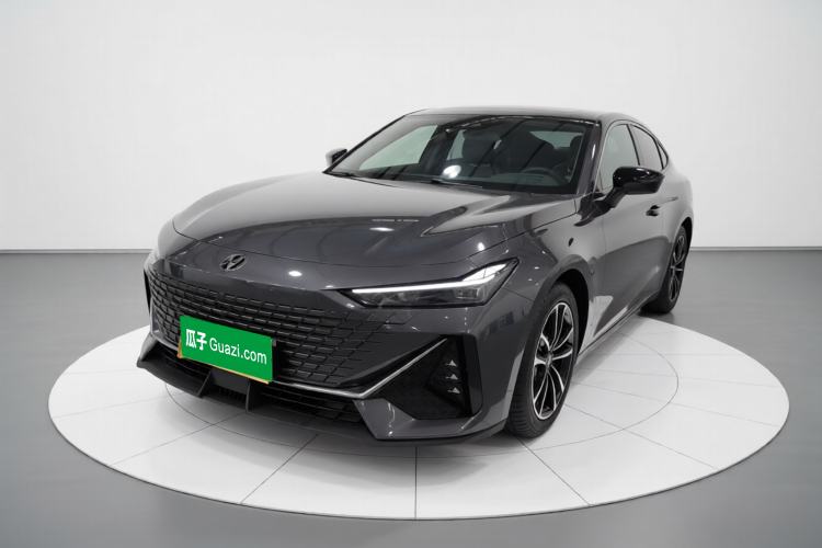 Used CHANGAN UNI-V 2023 1.5T Prestige Model