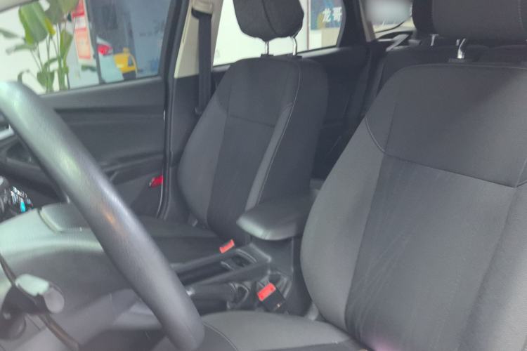 Used Ford Focus 2017 Hatchback 1.6L Automatic Comfort Plus SmartDrive Edition
