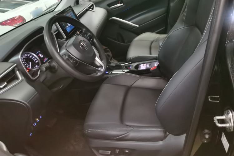 Used Toyota FRONTLANDER 2022 2.0L CVT Luxury PLUS Edition
