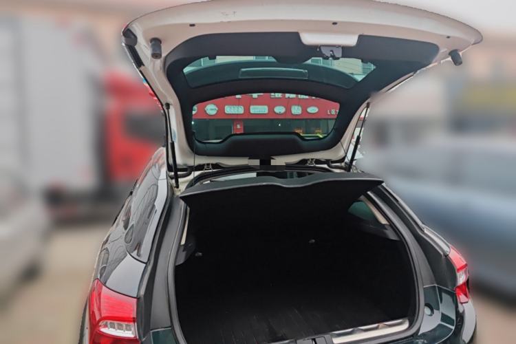 Used DS 5 2014 1.6T Luxury Edition THP160
