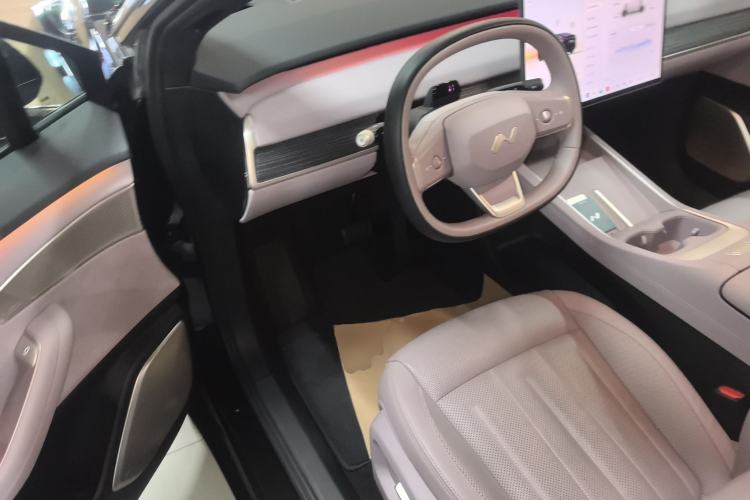 Used ONVO L60 2024 60 kWh All-Wheel Drive
