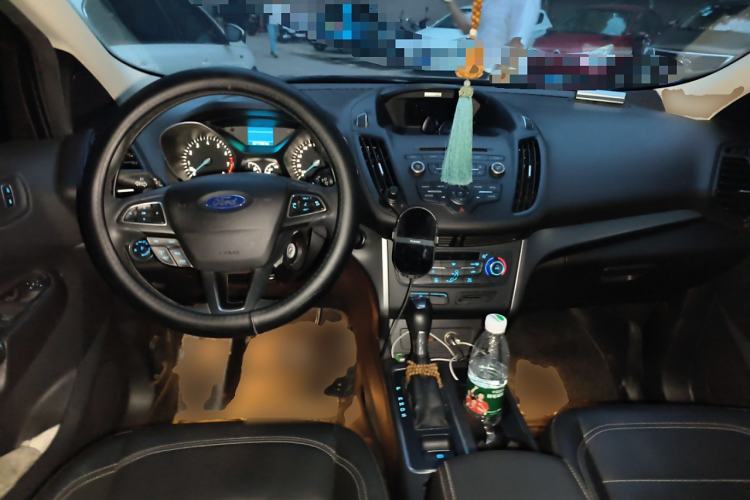 Used Ford Kuga 2017 EcoBoost 180 Two-Wheel-Drive Platinum Edition
