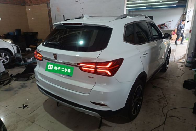 Used Roewe RX5 2016 20T Two-Wheel Drive Automatic Internet Smart Edition
