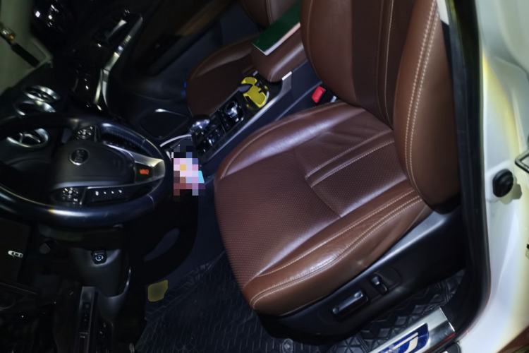 Used BYD Tang New Energy 2015 2.0T Four-Wheel-Drive Flagship Model
