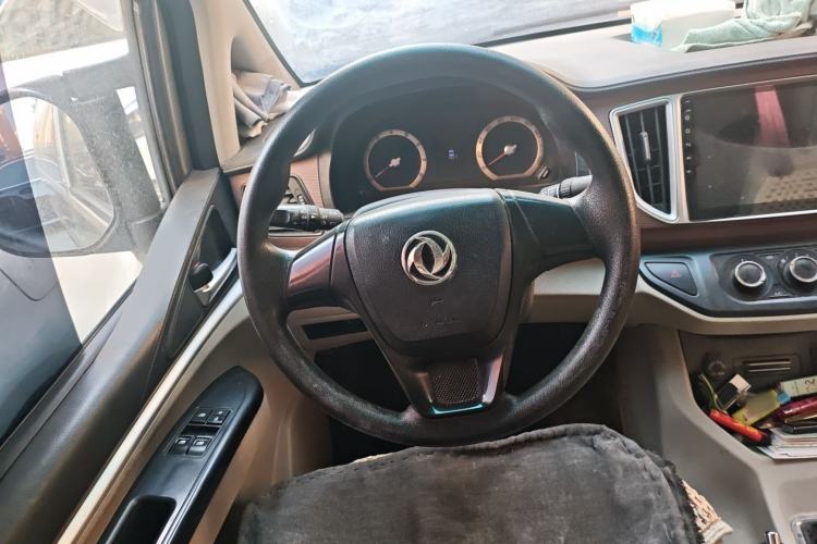 Used FORTHING Lingzhi 2019 M5 1.6L 7-Seater Exclusive Model China VI Standard
