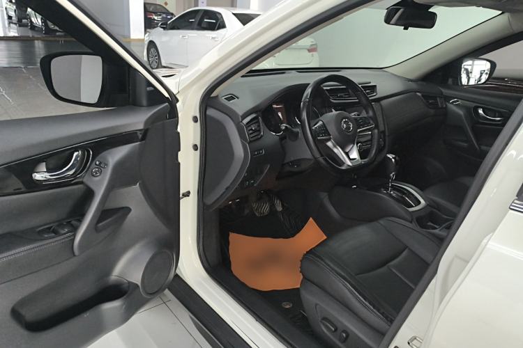 Used Nissan X-Trail 2019 2.0L CVT Smart Connect Comfort Edition 2WD
